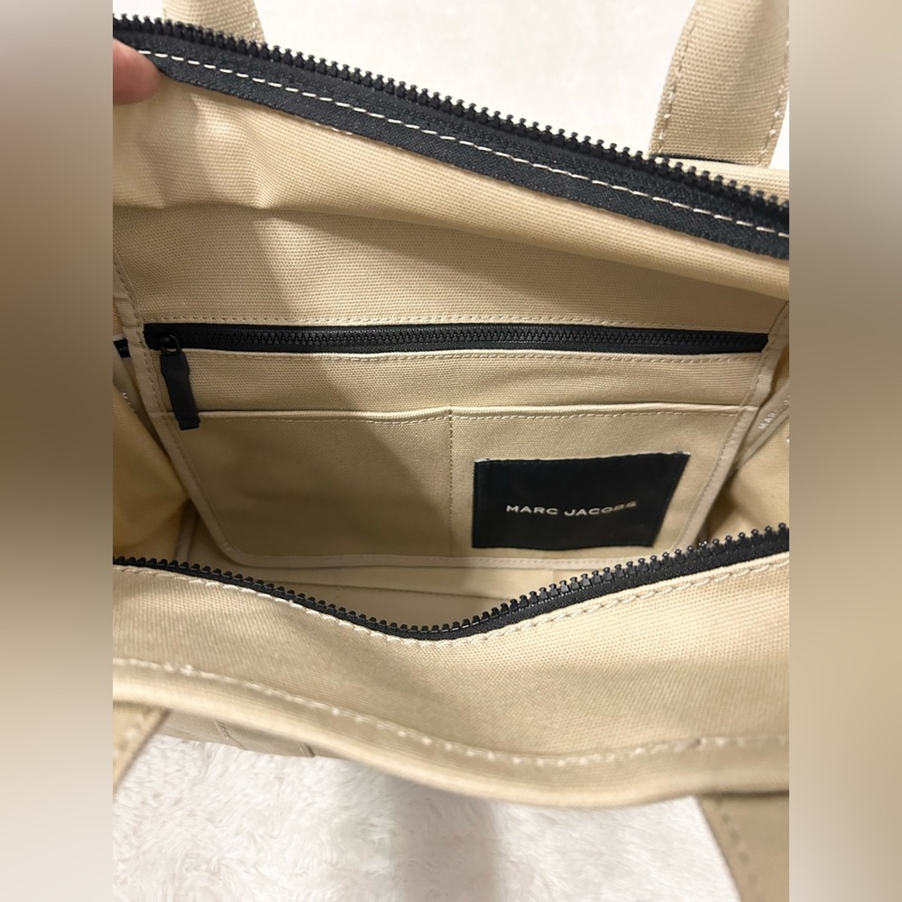 Marc Jacobs Canvas The Tote Bag - Medium - Picture 13 of 17